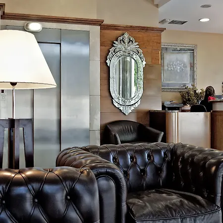 Hotel Aristol - Sagrada Familia 3*