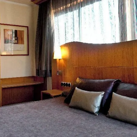 Aristol - Sagrada Familia 3* Barcelona