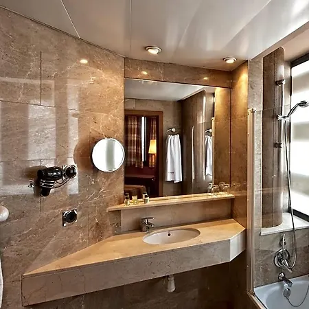 Aristol - Sagrada Familia 3* Barcelona