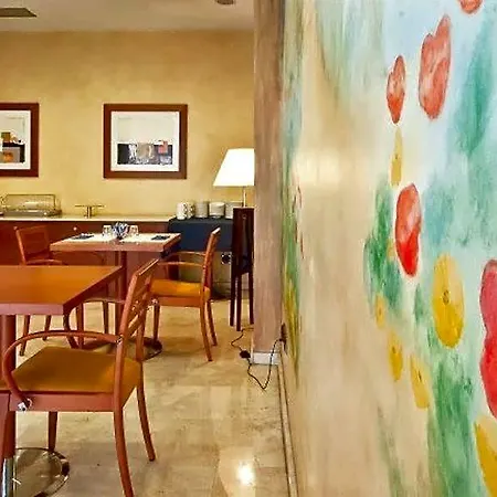 Hotel Aristol - Sagrada Familia 3*