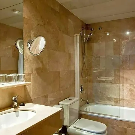 Hotel Aristol - Sagrada Familia 3*