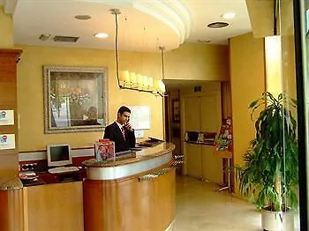 Hotel Aristol - Sagrada Familia 3*